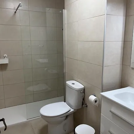 Апартаменты Ground Floor Self Catering 1 Bed 8a1, Cristianos, Tenerife Арона